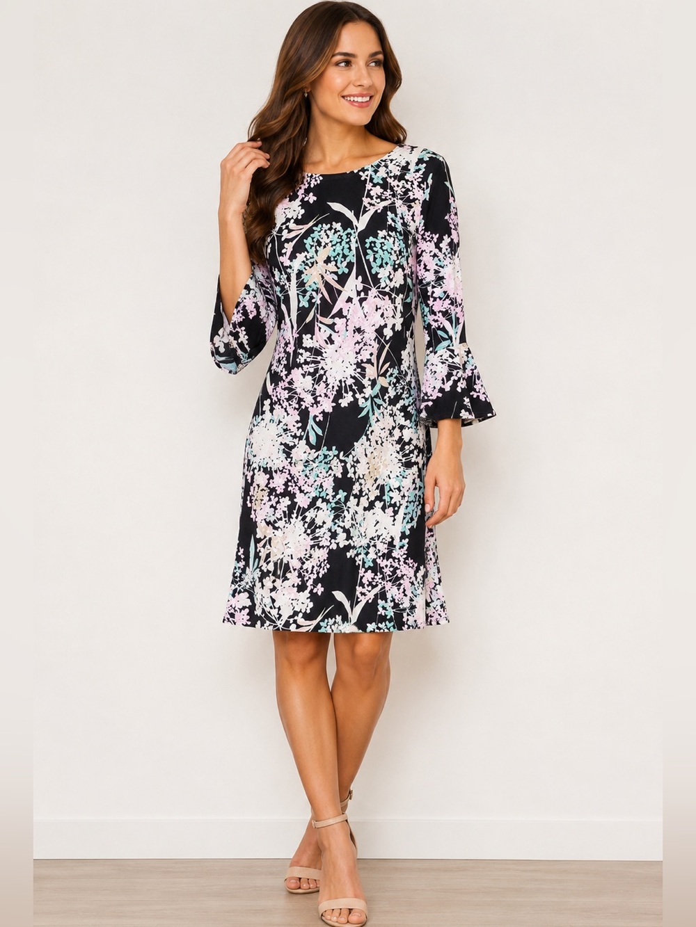NWT Tommy Hilfiger Abstract Floral Bell Sleeve  Dress Size 4 MSRP $99